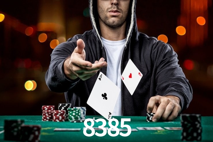 8385